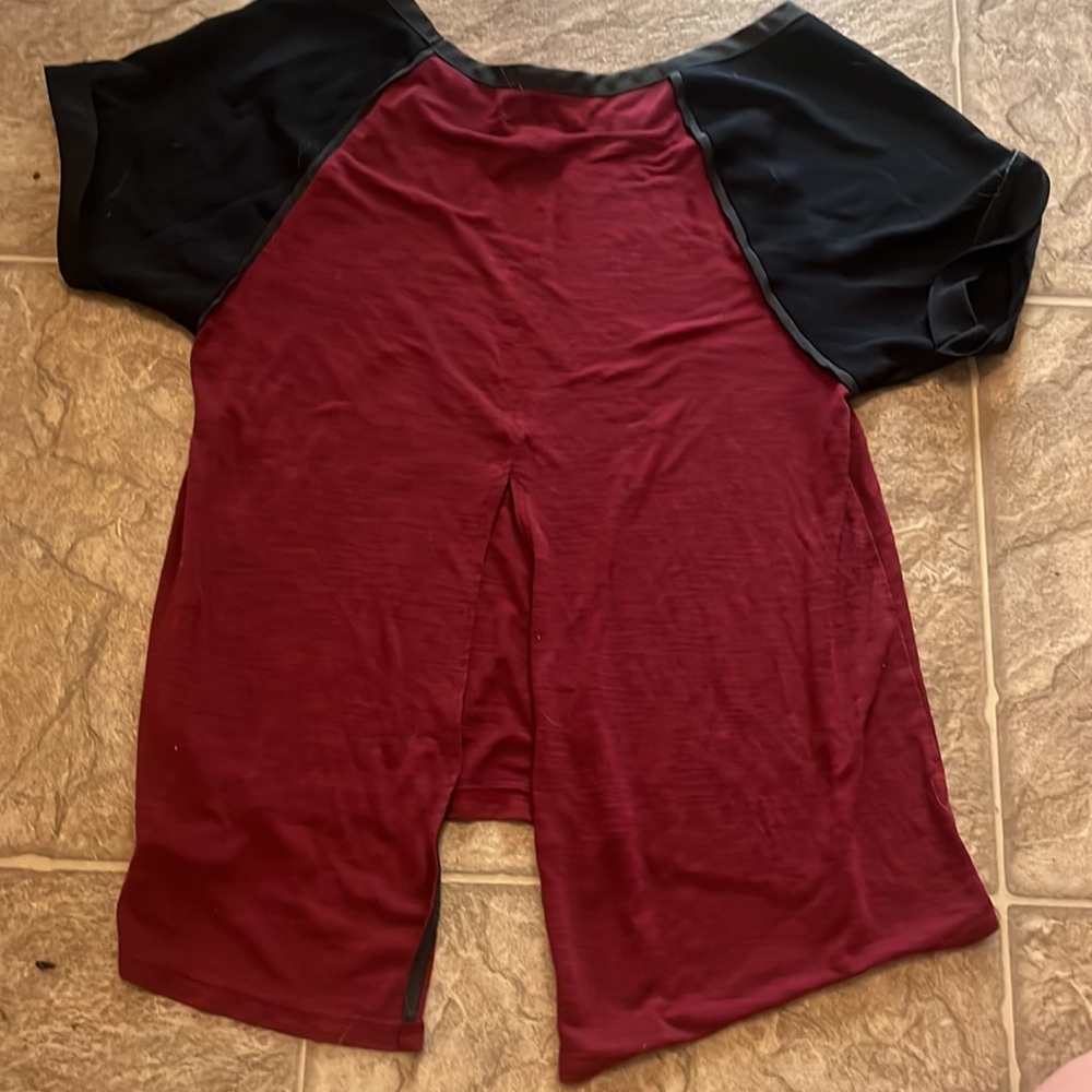 AE TOP - Picture 2 of 2